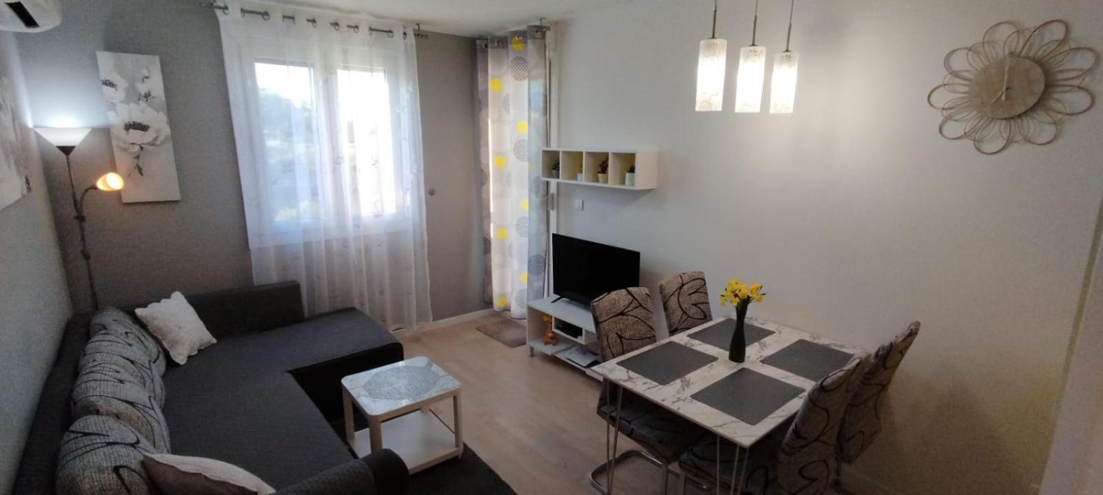 Verdi With Free Private Parking Space Apartmán Split
